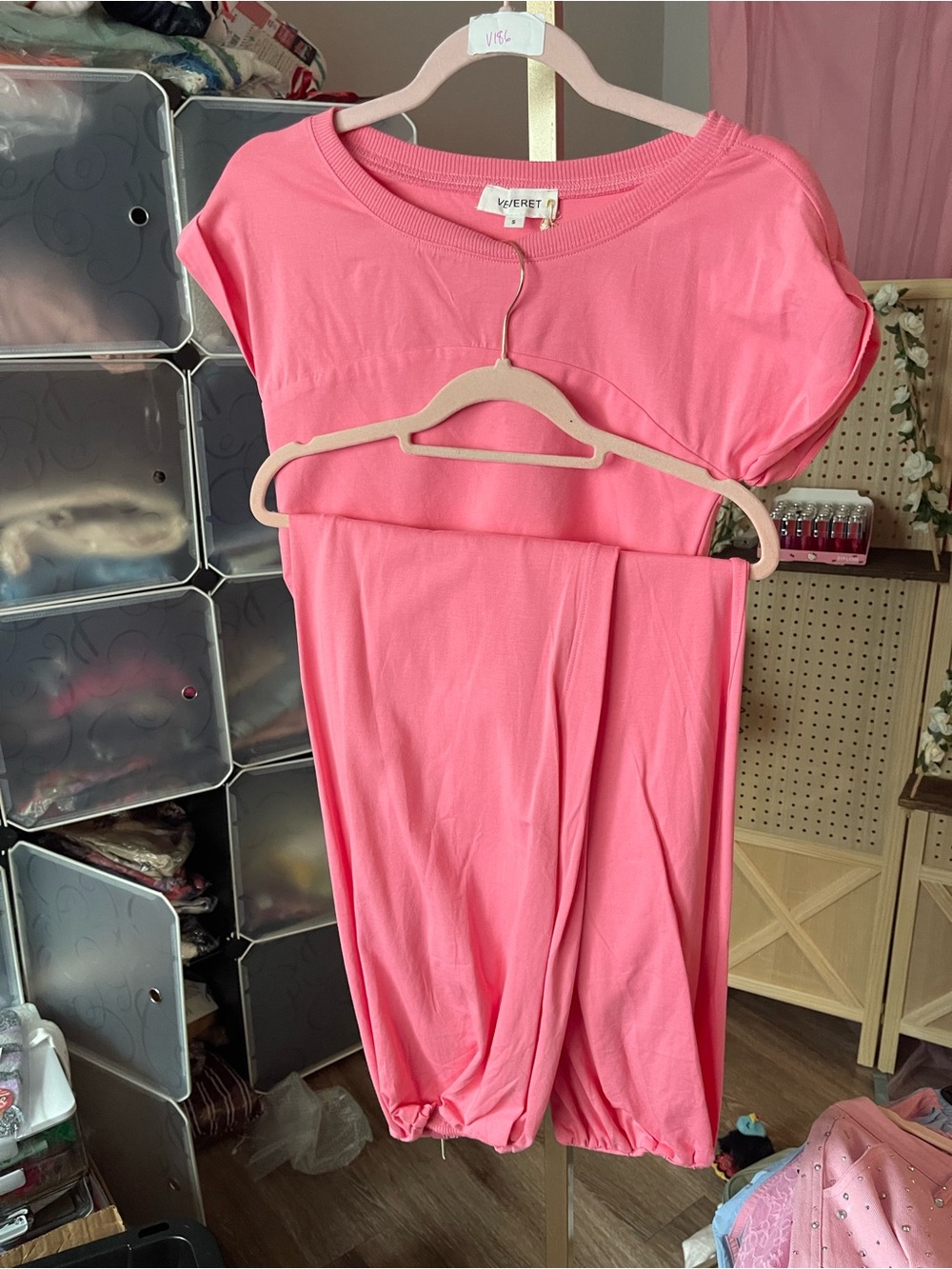 Women's Pink Relaxed Jogger Pants and Crop Top Set